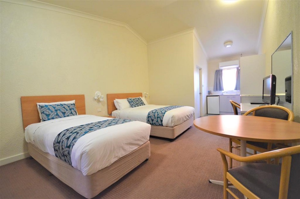 Boulevarde Motor Inn is ideal for short or longer stays with comfortable and well–presented Wagga accommodation
